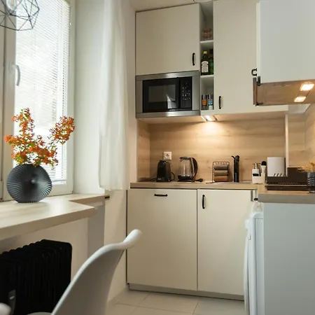 Nest - Quiet & Cozy Near The Centre