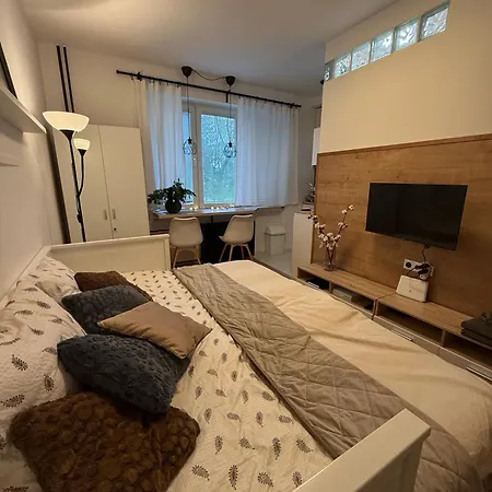 Nest - Quiet & Cozy Near The Centre Apartment Pressburg