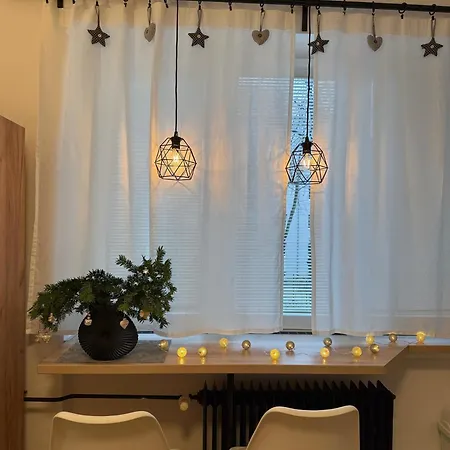 Nest - Quiet & Cozy Near The Centre Апартаменты Братислава